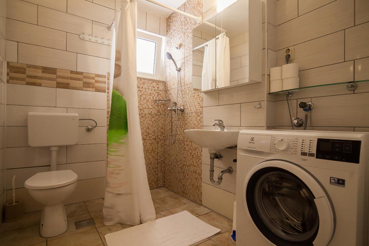 Aurora Apartma Bol